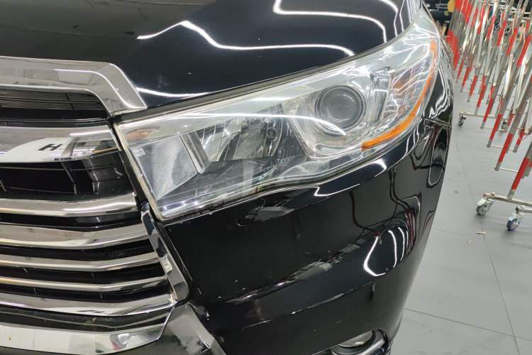 Used Toyota Highlander 2015 2.0T Four-Wheel Drive Luxury Edition 7-Seater Left Front Headlight