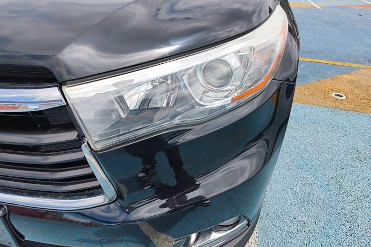 Used Toyota Highlander 2015 2.0T Two-Wheel Drive Elite Edition 7 Seats Left Front Headlight