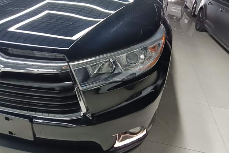 Used Toyota Highlander 2015 2.0T Four-Wheel Drive Luxury Edition 7-Seater Left Front Headlight