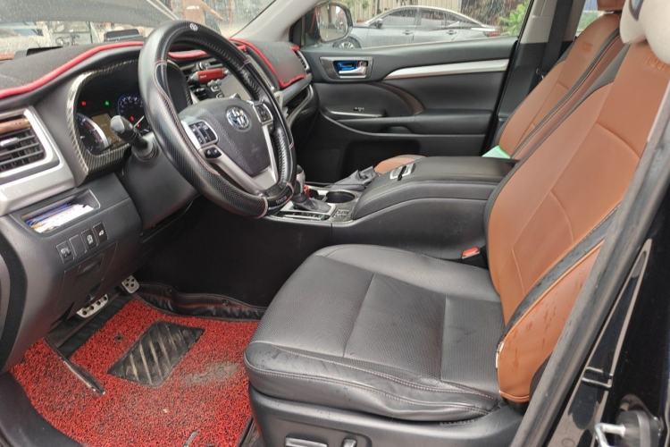 Used Toyota Highlander 2015 2.0T Four-Wheel Drive Luxury Edition 7-Seater Left Front Seat