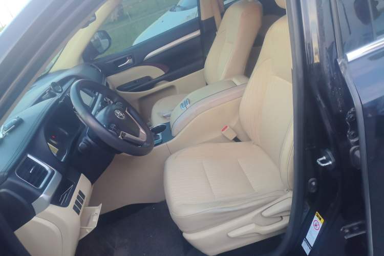Used Toyota Highlander 2015 2.0T Four-Wheel Drive Elite Edition 7-Seater Left Front Seat