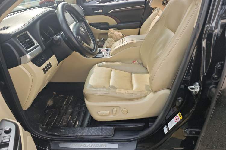 Used Toyota Highlander 2015 2.0T Four-Wheel Drive Ultimate Edition 7-Seater Left Front Seat