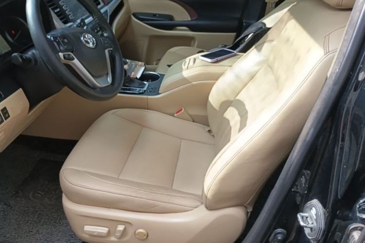 Used Toyota Highlander 2015 2.0T Four-Wheel Drive Luxury Edition 7-Seater Left Front Seat