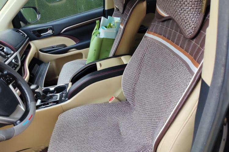 Used Toyota Highlander 2015 2.0T Four-Wheel Drive Ultimate Edition 7-Seater Left Front Seat
