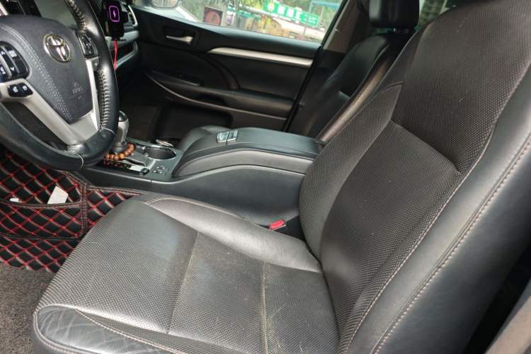 Used Toyota Highlander 2015 2.0T Four-Wheel Drive Luxury Edition 7-Seater Left Front Seat