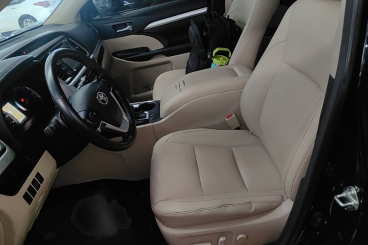 Used Toyota Highlander 2015 2.0T Four-Wheel Drive Luxury Edition 7-Seater Left Front Seat