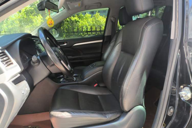 Used Toyota Highlander 2015 2.0T Four-Wheel Drive Luxury Edition 7-Seater Left Front Seat