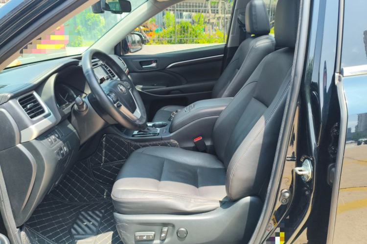 Used Toyota Highlander 2015 2.0T Four-Wheel Drive Ultimate Edition 7-Seater Left Front Seat