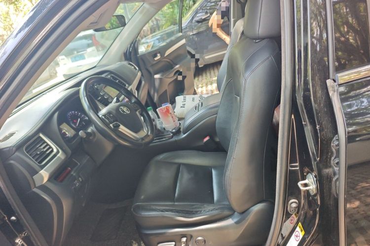 Used Toyota Highlander 2015 2.0T Four-Wheel Drive Luxury Edition 7-Seater Left Front Seat