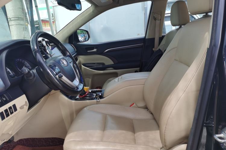 Used Toyota Highlander 2015 2.0T Four-Wheel Drive Ultimate Edition 7-Seater Left Front Seat