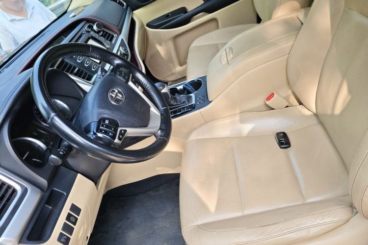 Used Toyota Highlander 2015 2.0T Four-Wheel Drive Luxury Edition 7-Seater Left Front Seat