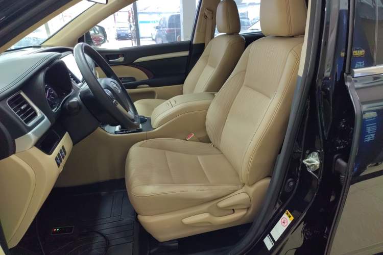 Used Toyota Highlander 2015 2.0T Four-Wheel Drive Elite Edition 7-Seater Left Front Seat