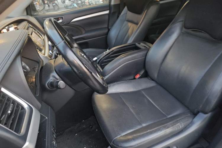 Used Toyota Highlander 2015 2.0T Four-Wheel Drive Luxury Edition 7-Seater Left Front Seat