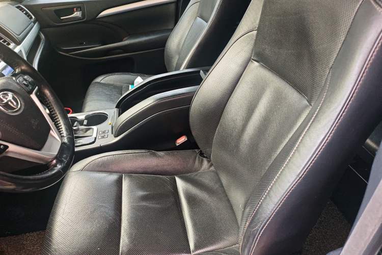 Used Toyota Highlander 2015 2.0T Four-Wheel Drive Luxury Edition 7-Seater Left Front Seat