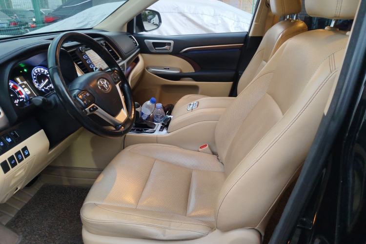 Used Toyota Highlander 2015 2.0T Four-Wheel Drive Ultimate Edition 7-Seater Left Front Seat