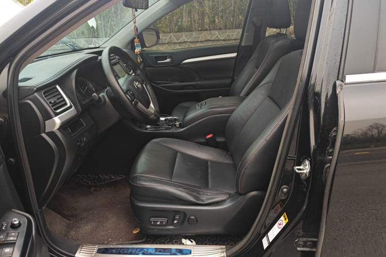 Used Toyota Highlander 2015 2.0T Four-Wheel Drive Luxury Edition 7-Seater Left Front Seat