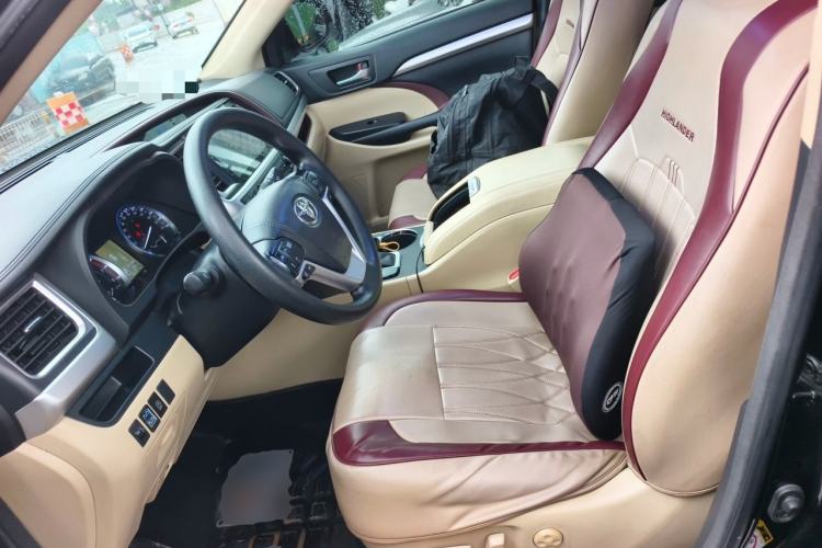 Used Toyota Highlander 2015 2.0T Two-Wheel Drive Elite Edition 7 Seats Left Front Seat