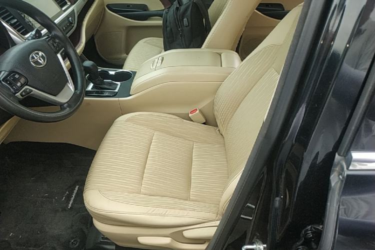Used Toyota Highlander 2015 2.0T Four-Wheel Drive Elite Edition 7-Seater Left Front Seat