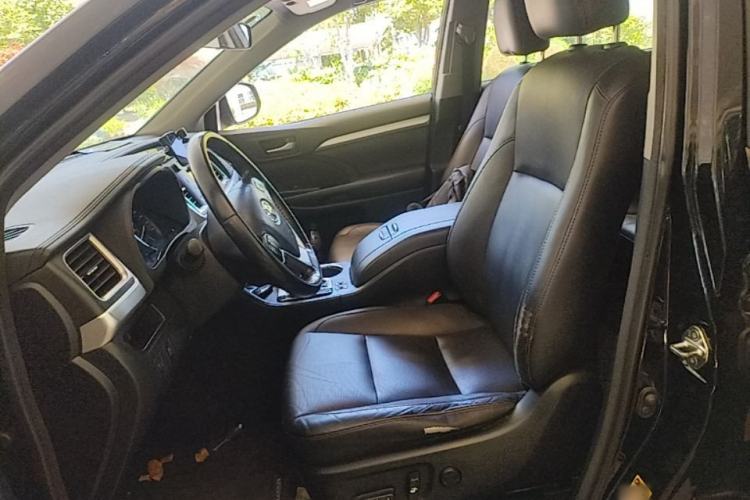Used Toyota Highlander 2015 2.0T Four-Wheel Drive Luxury Edition 7-Seater Left Front Seat