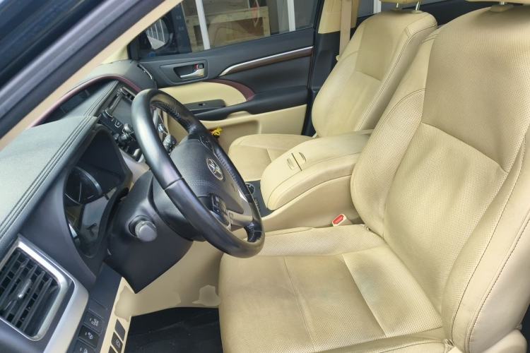 Used Toyota Highlander 2015 2.0T Four-Wheel Drive Ultimate Edition 7-Seater Left Front Seat