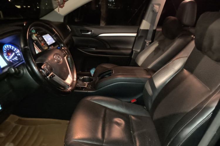 Used Toyota Highlander 2015 2.0T Four-Wheel Drive Luxury Edition 7-Seater Left Front Seat