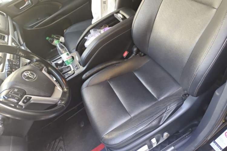 Used Toyota Highlander 2015 2.0T Four-Wheel Drive Luxury Edition 7-Seater Left Front Seat