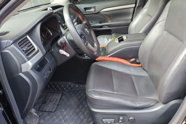 Used Toyota Highlander 2015 2.0T Four-Wheel Drive Luxury Edition 7-Seater Left Front Seat