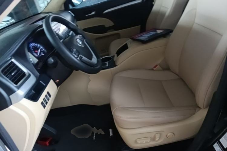 Used Toyota Highlander 2015 2.0T Four-Wheel Drive Luxury Edition 7-Seater Left Front Seat