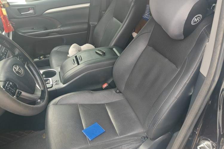 Used Toyota Highlander 2015 2.0T Four-Wheel Drive Luxury Edition 7-Seater Left Front Seat