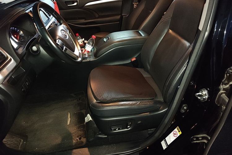 Used Toyota Highlander 2015 2.0T Four-Wheel Drive Luxury Edition 7-Seater Left Front Seat
