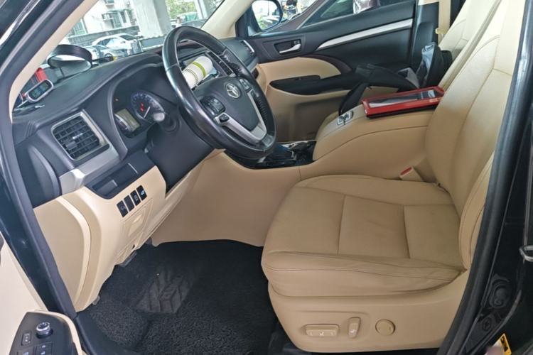 Used Toyota Highlander 2015 2.0T Four-Wheel Drive Luxury Edition 7-Seater Left Front Seat