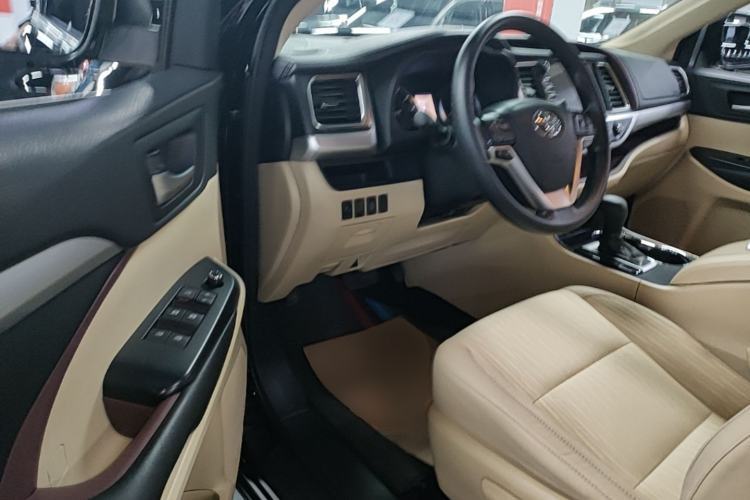 Used Toyota Highlander 2015 2.0T Four-Wheel Drive Elite Edition 7-Seater Left Front Seat