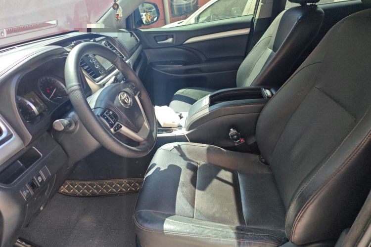 Used Toyota Highlander 2015 2.0T Four-Wheel Drive Luxury Edition 7-Seater Left Front Seat