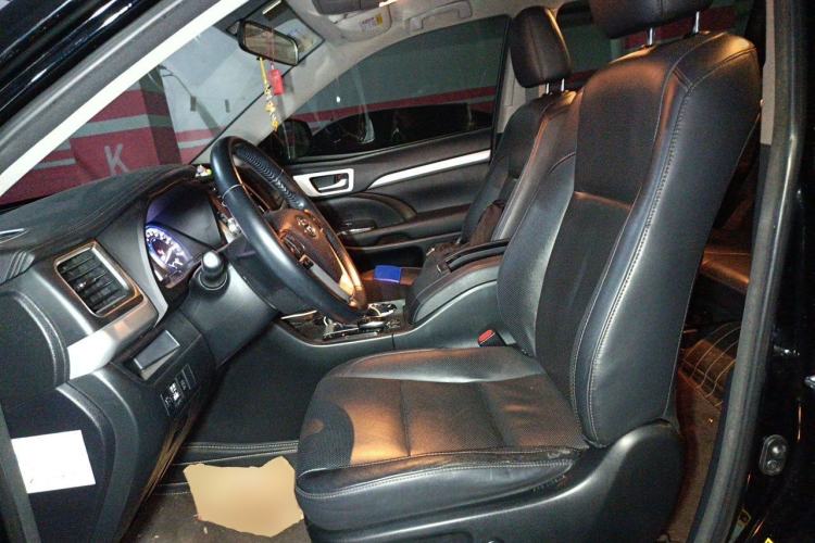 Used Toyota Highlander 2015 2.0T Four-Wheel Drive Luxury Edition 7-Seater Left Front Seat
