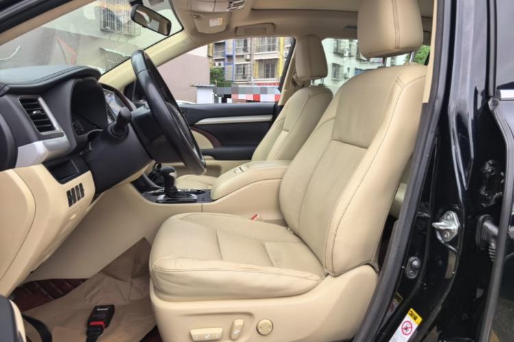 Used Toyota Highlander 2015 2.0T Four-Wheel Drive Luxury Edition 7-Seater Left Front Seat