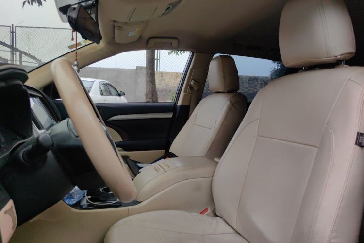 Used Toyota Highlander 2015 2.0T Four-Wheel Drive Elite Edition 7-Seater Left Front Seat