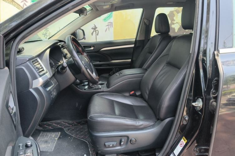 Used Toyota Highlander 2015 2.0T Four-Wheel Drive Luxury Edition 7-Seater Left Front Seat