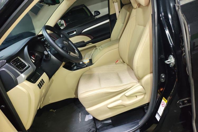 Used Toyota Highlander 2015 2.0T Four-Wheel Drive Elite Edition 7-Seater Left Front Seat