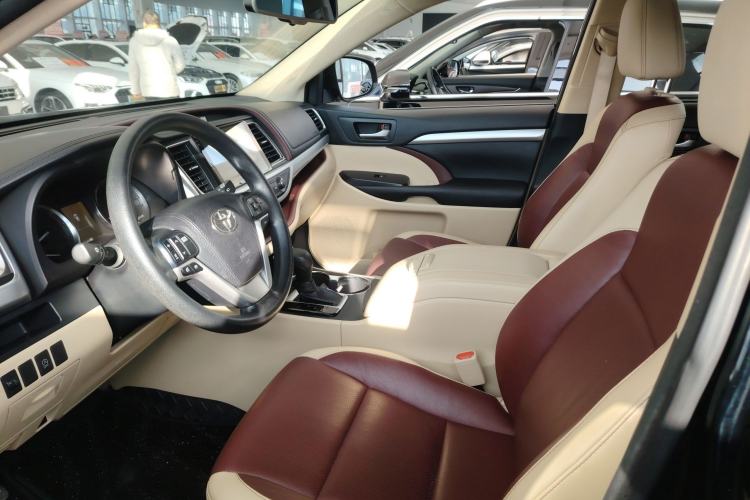 Used Toyota Highlander 2015 2.0T Four-Wheel Drive Elite Edition 7-Seater Left Front Seat