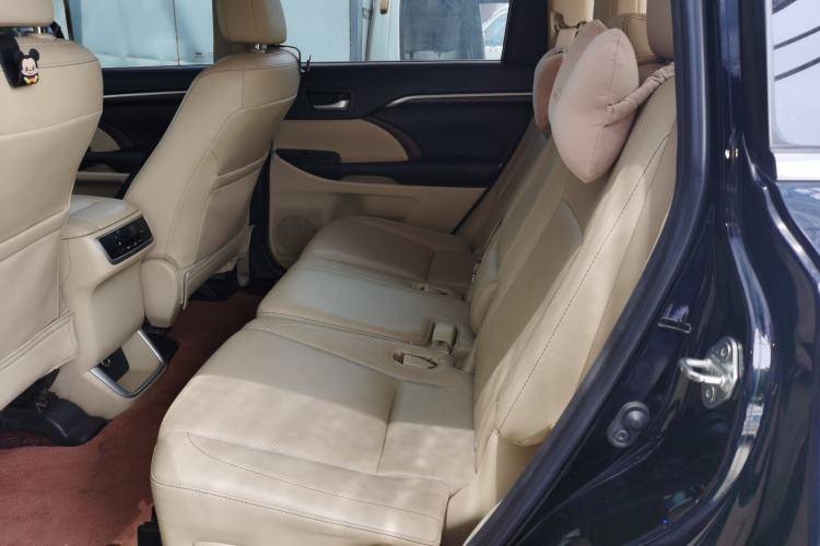 Used Toyota Highlander 2015 2.0T Four-Wheel Drive Ultimate Edition 7-Seater Left Rear Seat