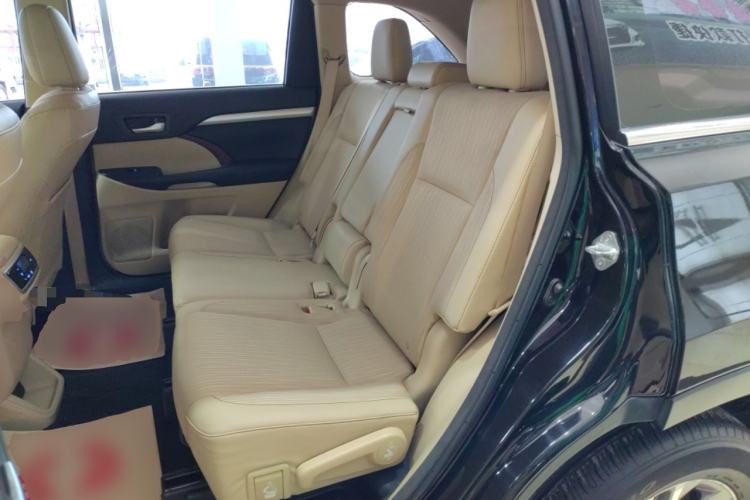 Used Toyota Highlander 2015 2.0T Four-Wheel Drive Elite Edition 7-Seater Left Rear Seat