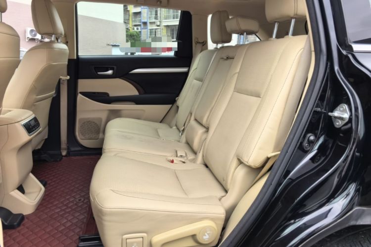 Used Toyota Highlander 2015 2.0T Four-Wheel Drive Luxury Edition 7-Seater Left Rear Seat