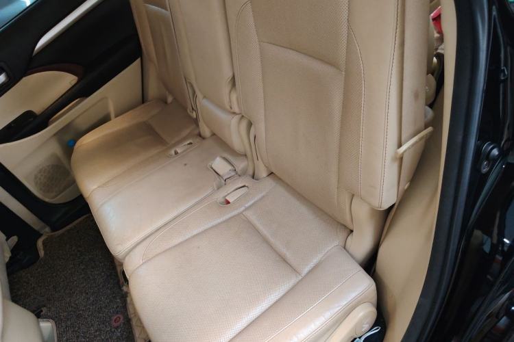 Used Toyota Highlander 2015 2.0T Two-Wheel Drive Luxury Edition 7 Seats Left Rear Seat