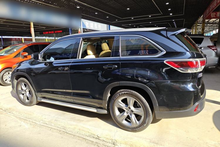 Used Toyota Highlander 2015 2.0T Four-Wheel Drive Luxury Edition 7-Seater Left Side