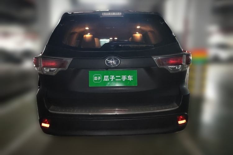 Used Toyota Highlander 2015 2.0T Four-Wheel Drive Ultimate Edition 7-Seater Rear
