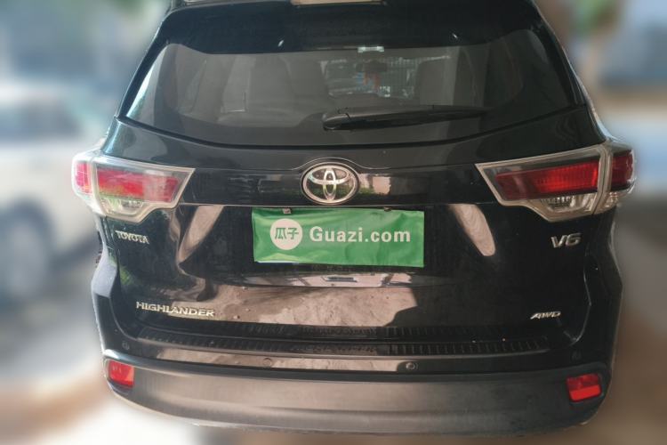 Used Toyota Highlander 2015 3.5L 4x4 Elite Edition 7-Seater Rear