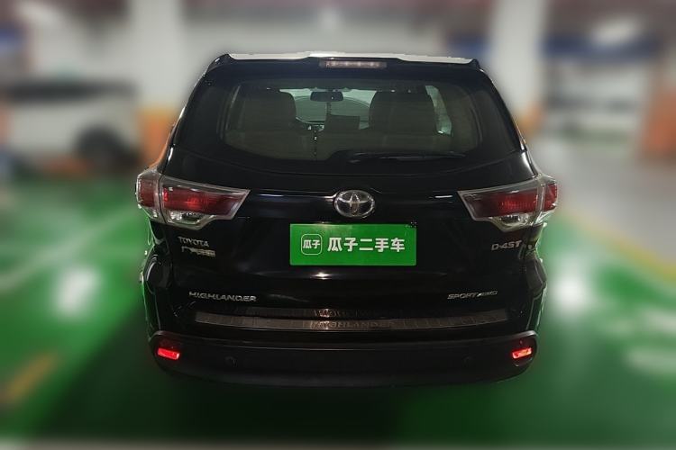 Used Toyota Highlander 2015 2.0T Four-Wheel Drive Luxury Edition 7-Seater Rear