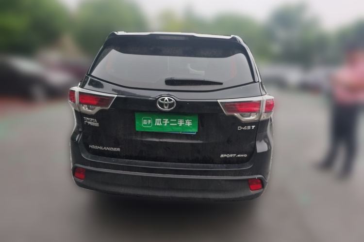 Used Toyota Highlander 2015 2.0T Four-Wheel Drive Luxury Edition 7-Seater Rear