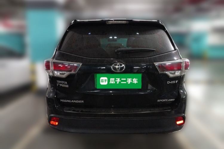 Used Toyota Highlander 2015 2.0T Four-Wheel Drive Luxury Edition 7-Seater Rear