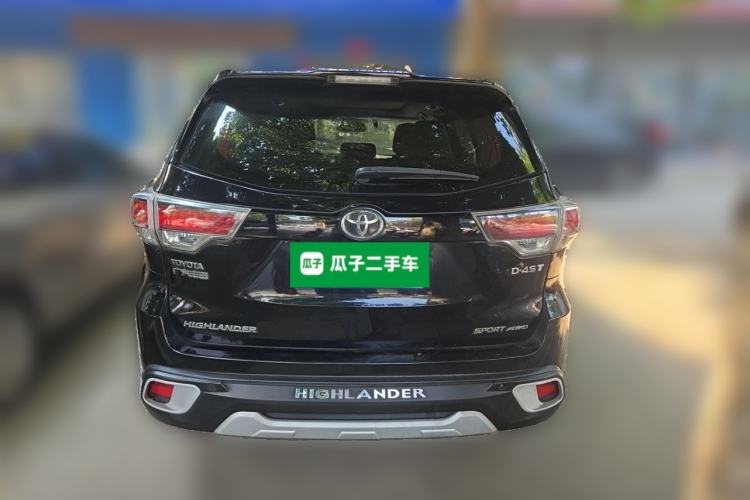 Used Toyota Highlander 2015 2.0T Four-Wheel Drive Luxury Edition 7-Seater Rear
